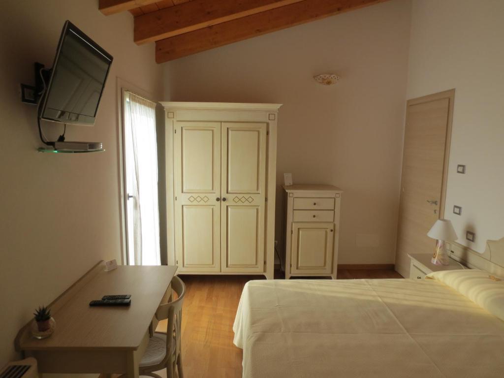 Ladino Room & Breakfast Ferrara Room photo